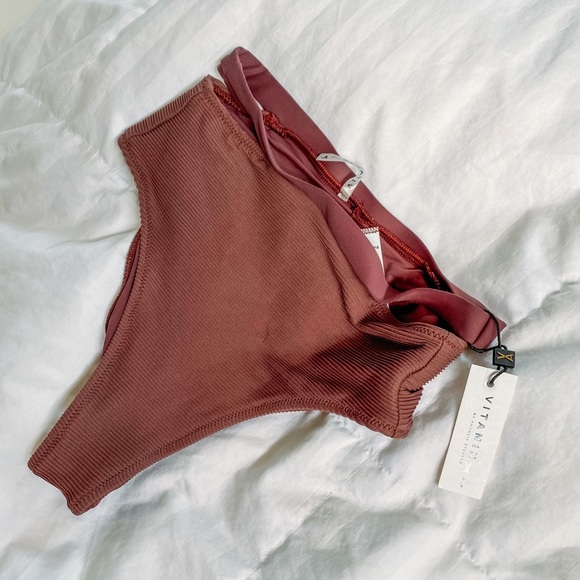 Vitamin A Coco Bottom in Sultana - Picture 2 of 3